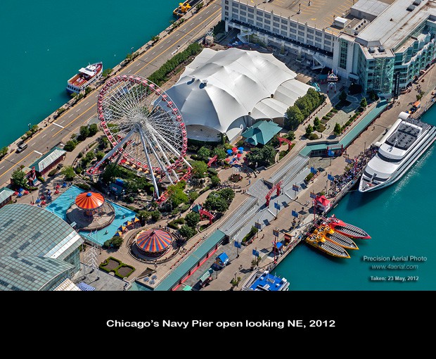 26-CHICAGO_Navy-Pier_120523-077